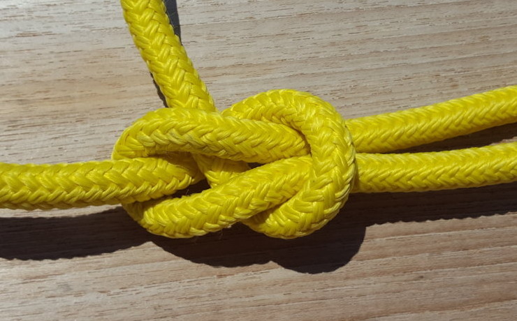 A flag knot for every flag, Yachting News