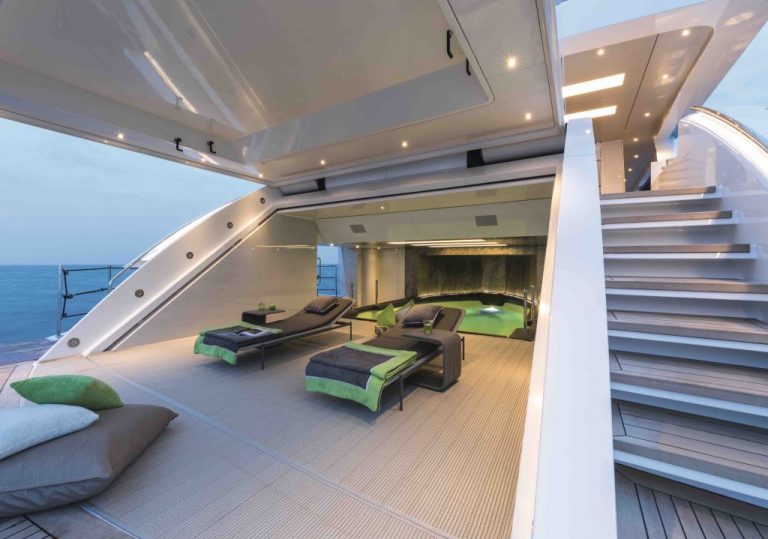 wider 150 high-tech megayacht