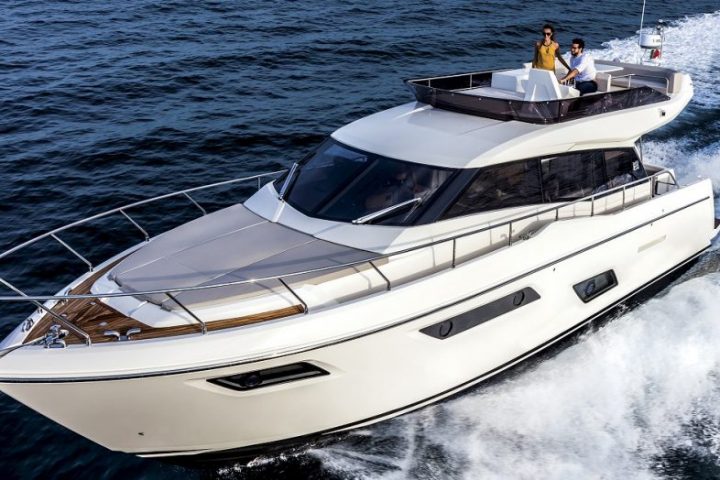 Ferretti Yachts 450