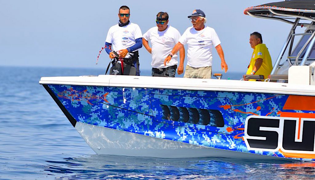 bluefin tuna catching