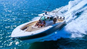 Scout 380 LXF. Much more than a simple fisherman. Miami Sea Trial