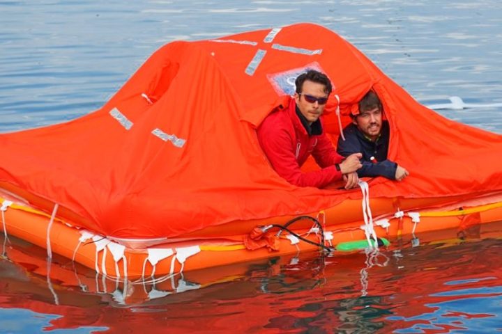 Arimar life raft test
