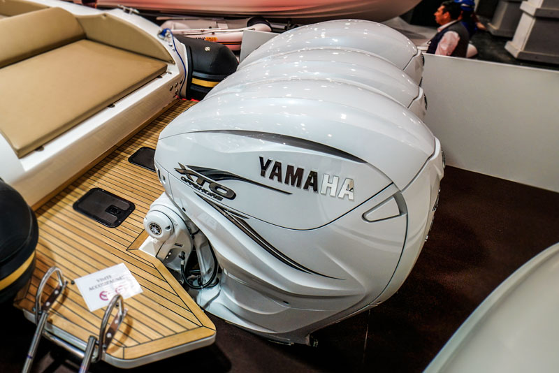 Prince 44 CC, Yamaha-XTO Offshore V8 outboards