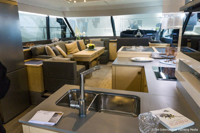 Fountaine Pajot MY 40, dinette