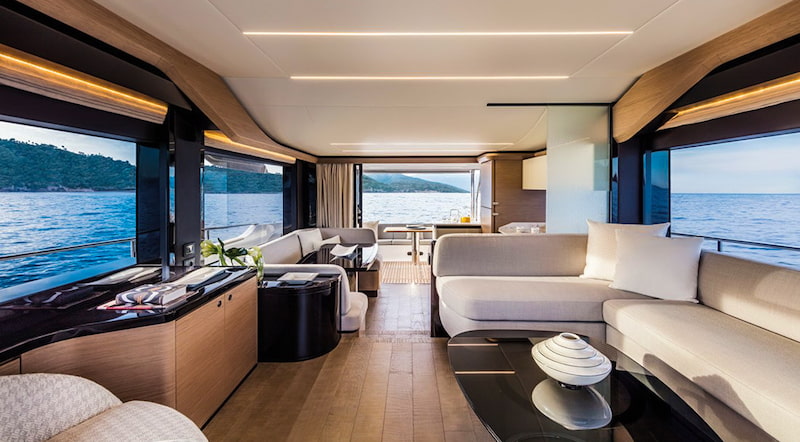 Absolute Navetta 58, living area