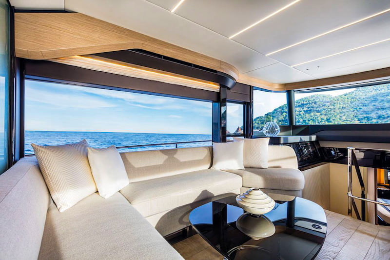 Absolute Navetta 58, living zone