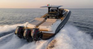 Scanner Envy 1400: the outboard version “flies” at 50 knots