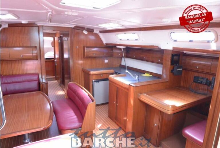 Bavaria 49, dinette