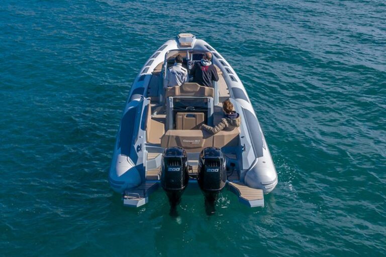 Ranieri Cayman 28.0 Executive stern