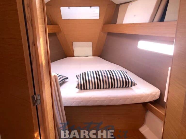 dufour-412-Grand-Large-master-cabin