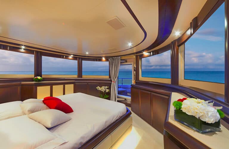 filippetti navetta 30, master cabin