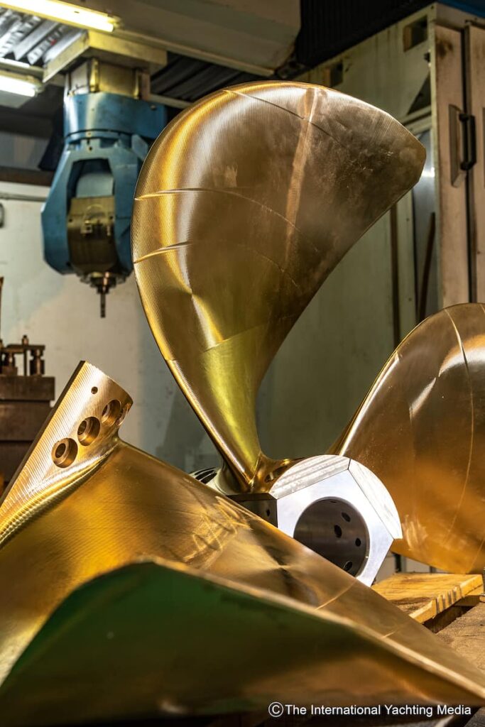 Detra bronze propeller