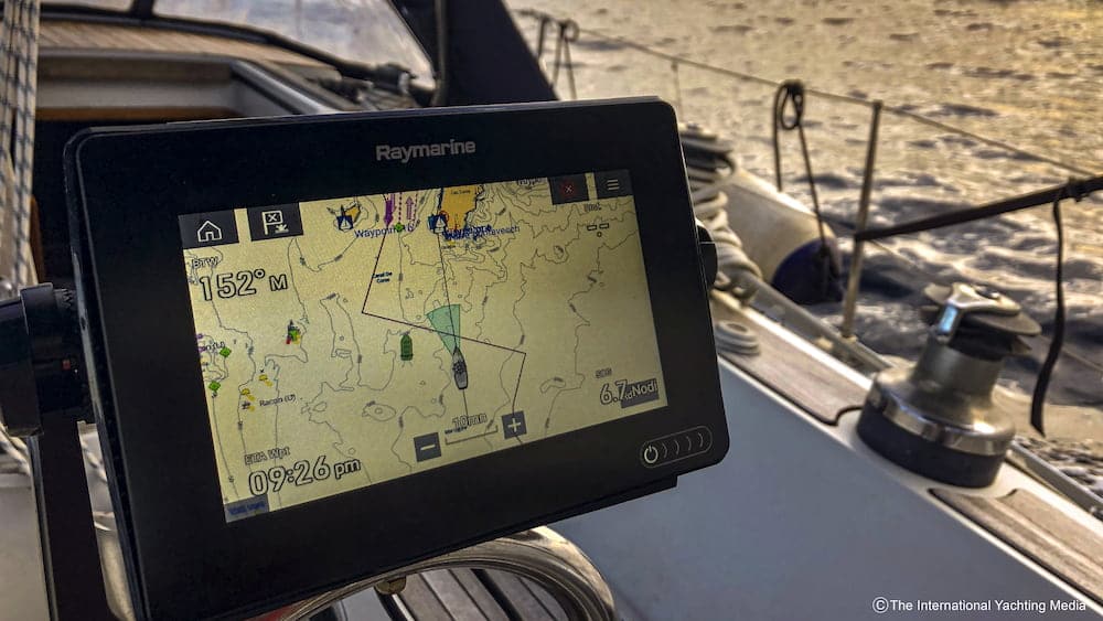 Raymarine Axiom 7 Test