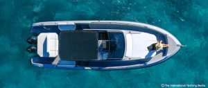 boat top view