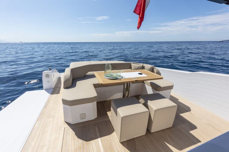 DAYTONA 46 is the “rose of the Genoa Boat Show” | Yachting News