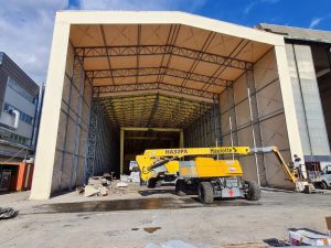 Naval Tecno Sud Boat Stand has completed a protective cabin for Sanlorenzo Yachts