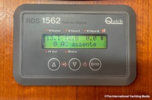 BOS-LE300-Smart-Battery-System-load