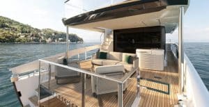 absolute-yachts-navetta-75-exterior