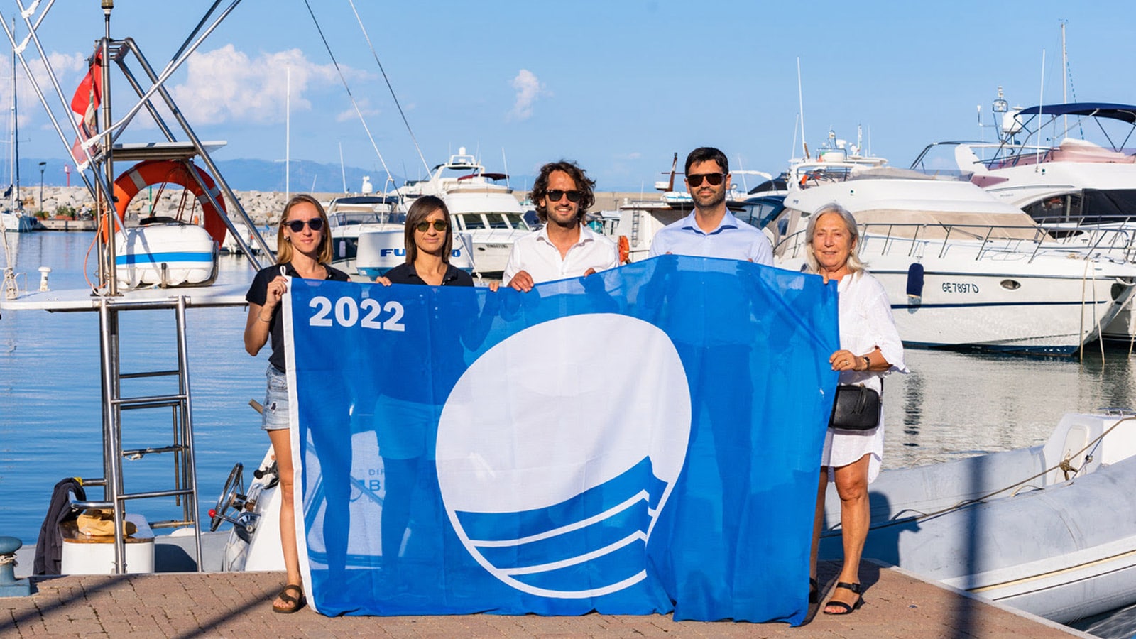 blue flag marina di varazze