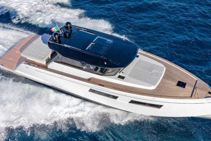 Pardo GT52