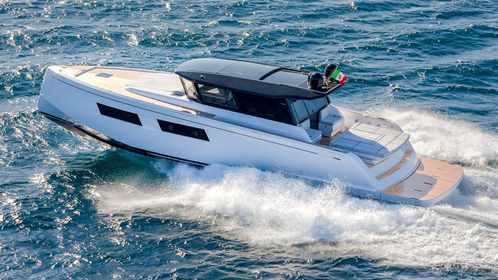 Pardo GT52 running 4 Pardo GT52 running 4