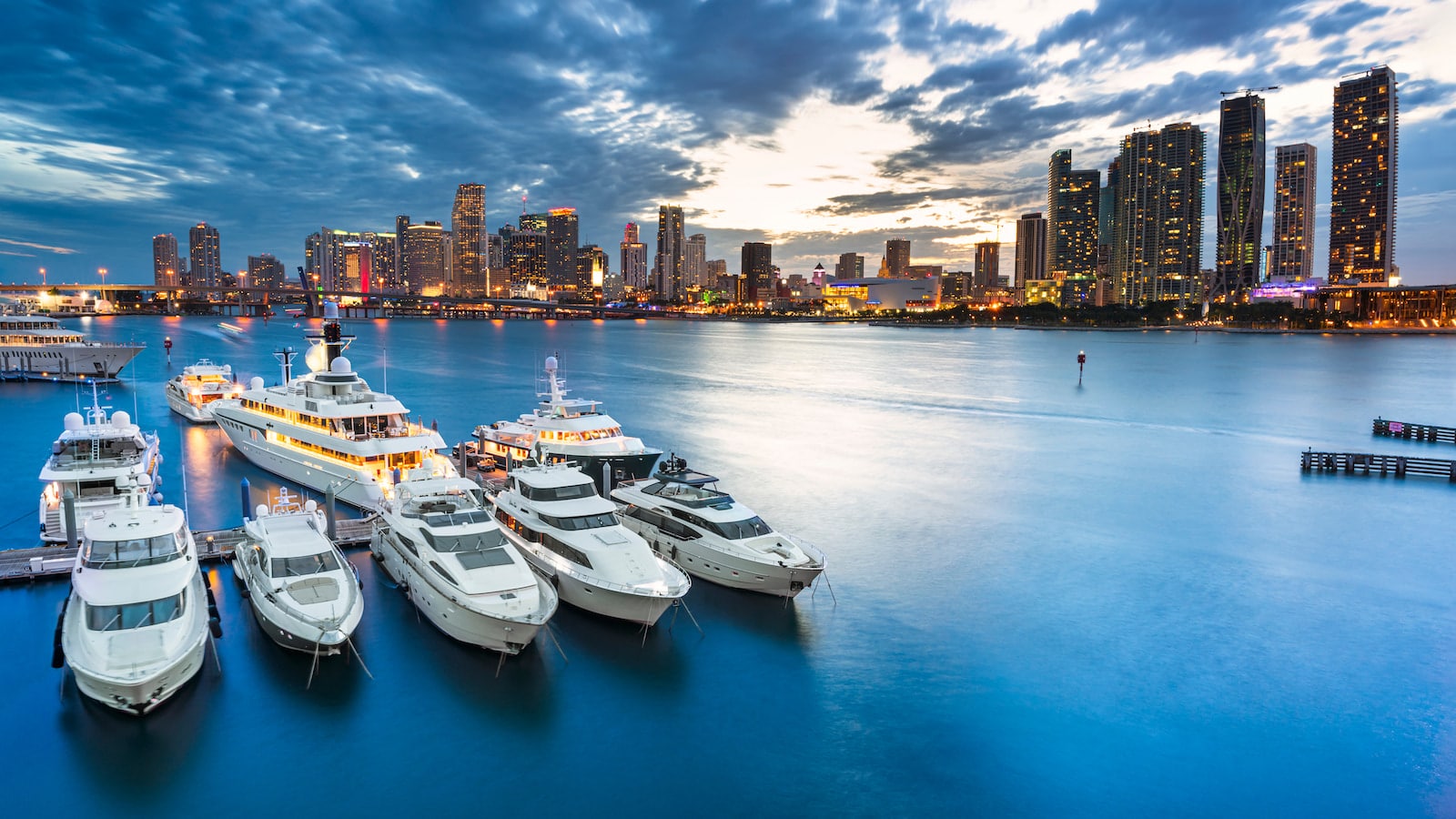 Boating in Biscayne Bay Miami