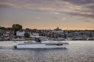 Nimbus EdgeWater Power Boats