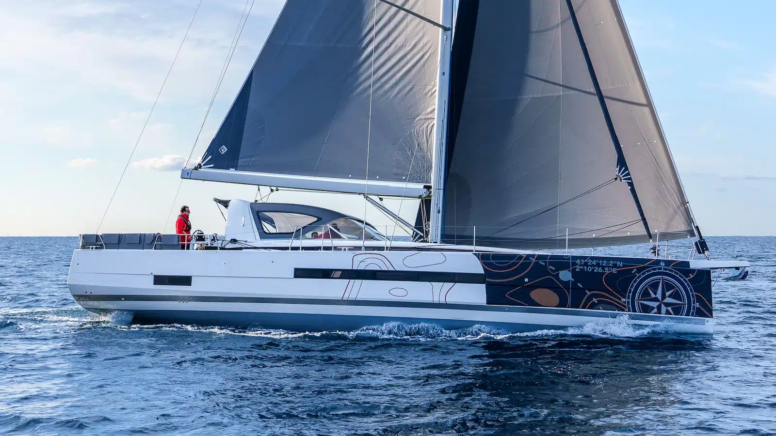 Jeanneau Yachts 55 solo sailing
