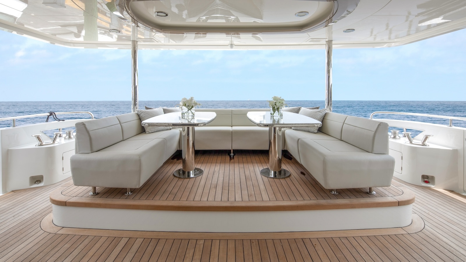 32 ocean yacht