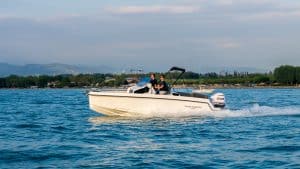 Selva PROTAGON 25 Center Console: a fast and exciting day-cruiser