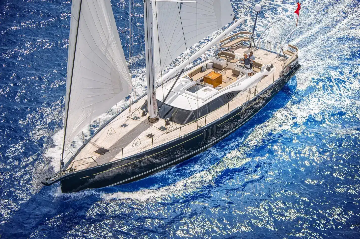 oyster-yachts-profit