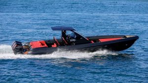 TECHNOHULL 38 GRAND SPORT: at 73 knots it’s pure adrenaline with Mercury 500Rs
