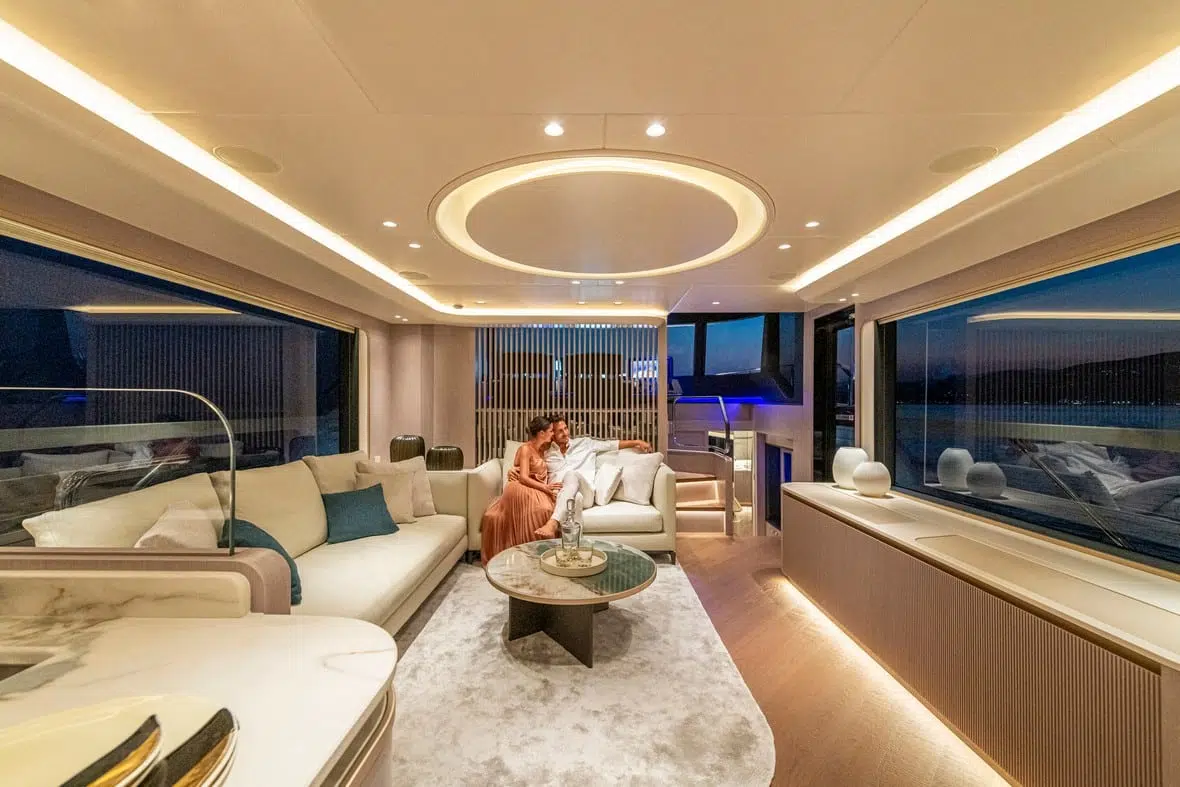 absolute yachts navetta 70 salon