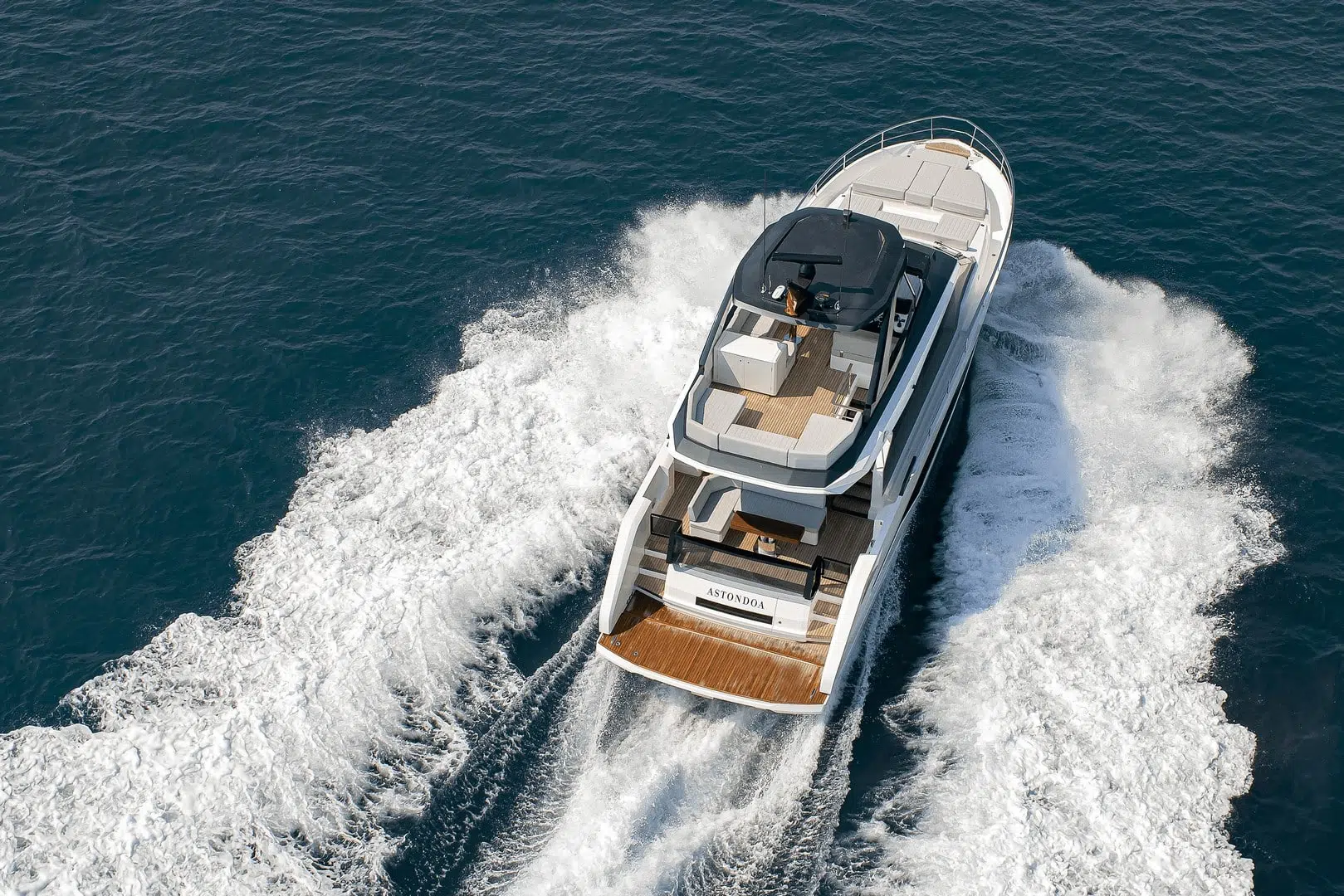 astondoa as5 top view