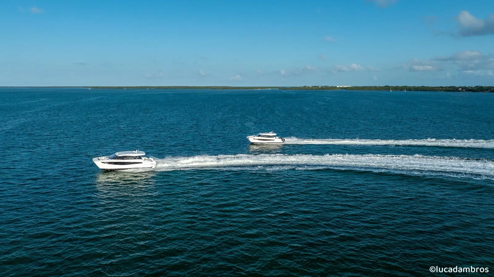 Aquila 42 Coupe and Aquila 46 Coupe underway