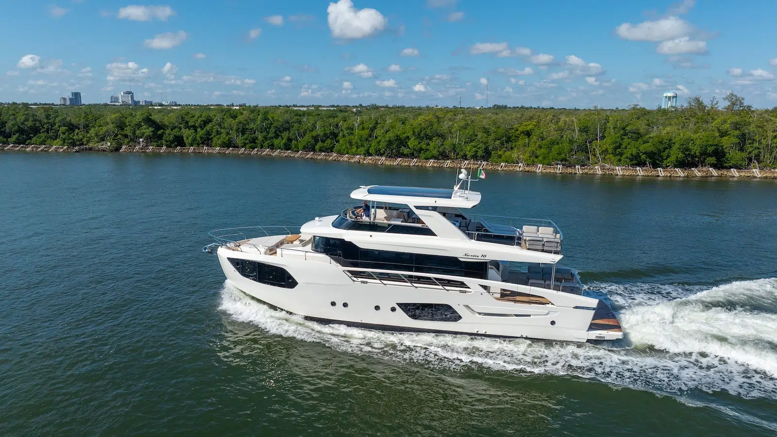 Navetta 70 Absolute Yachts test