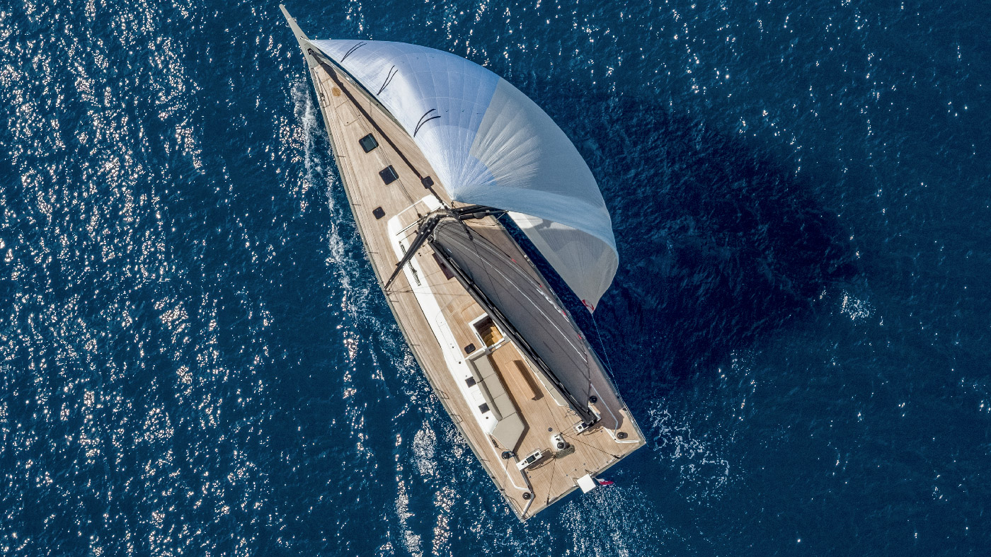 Grand-Soleil-Plus-65-Performance-oben-sehen