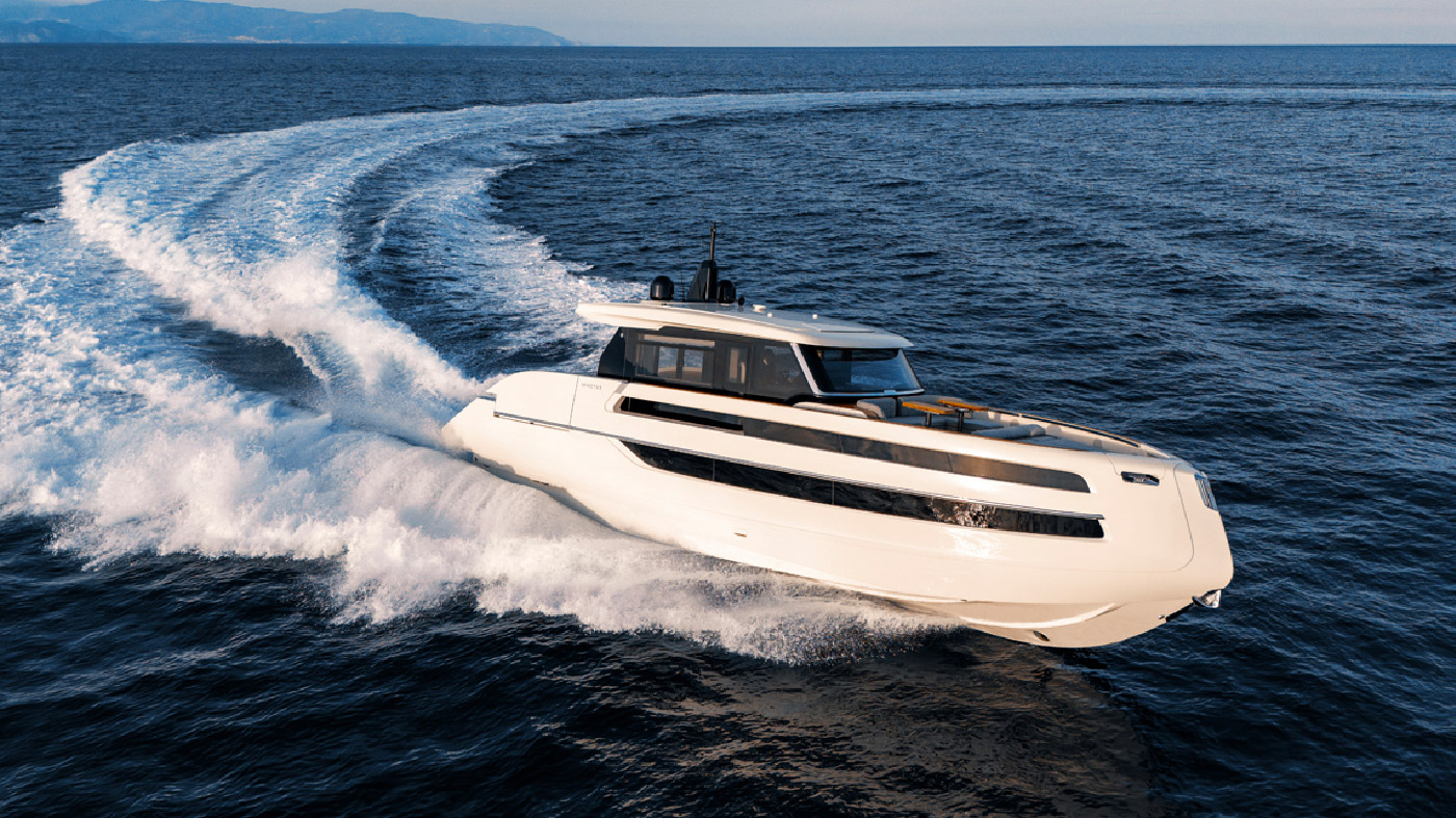 invictus-yacht-cannes-preview