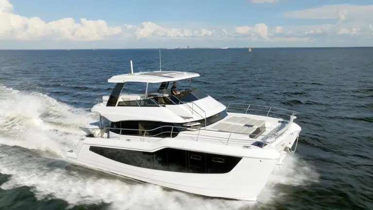 Aquila Power Catamarans photo