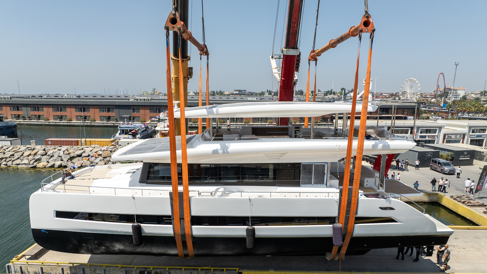 visionf e-cat 80 catamaran