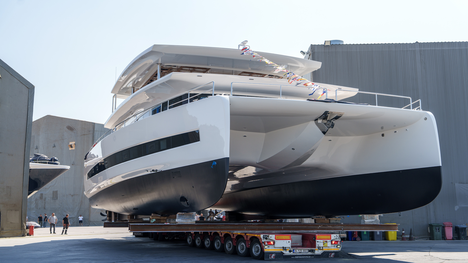 catamarán e-cat 80