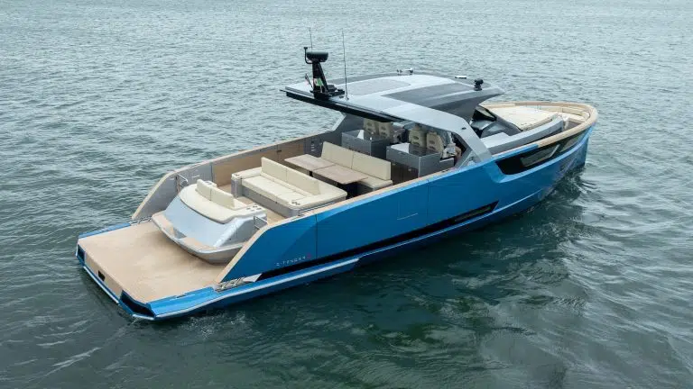Foto do C-Tender 55S