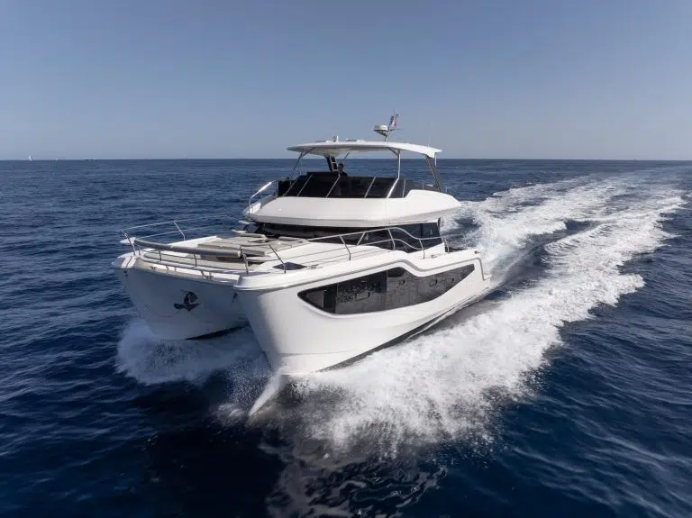 Aquila 46 photo