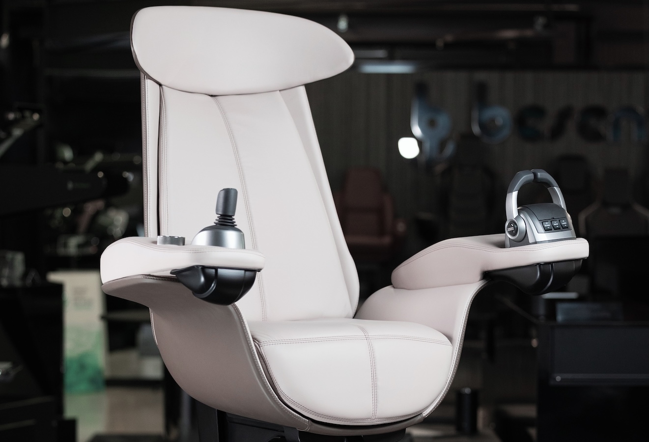 Asientos de timonel Besenzoni