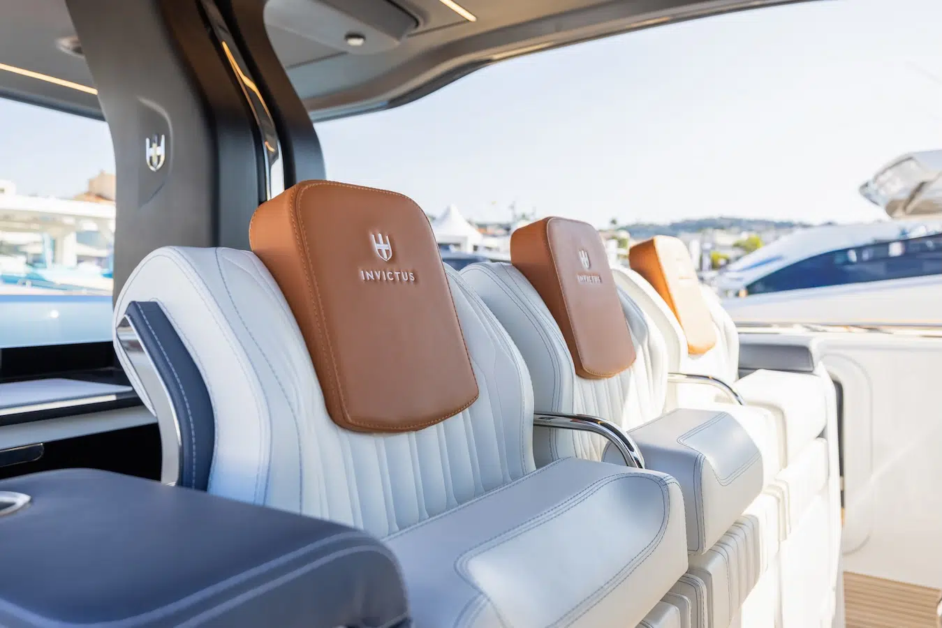 helm seats