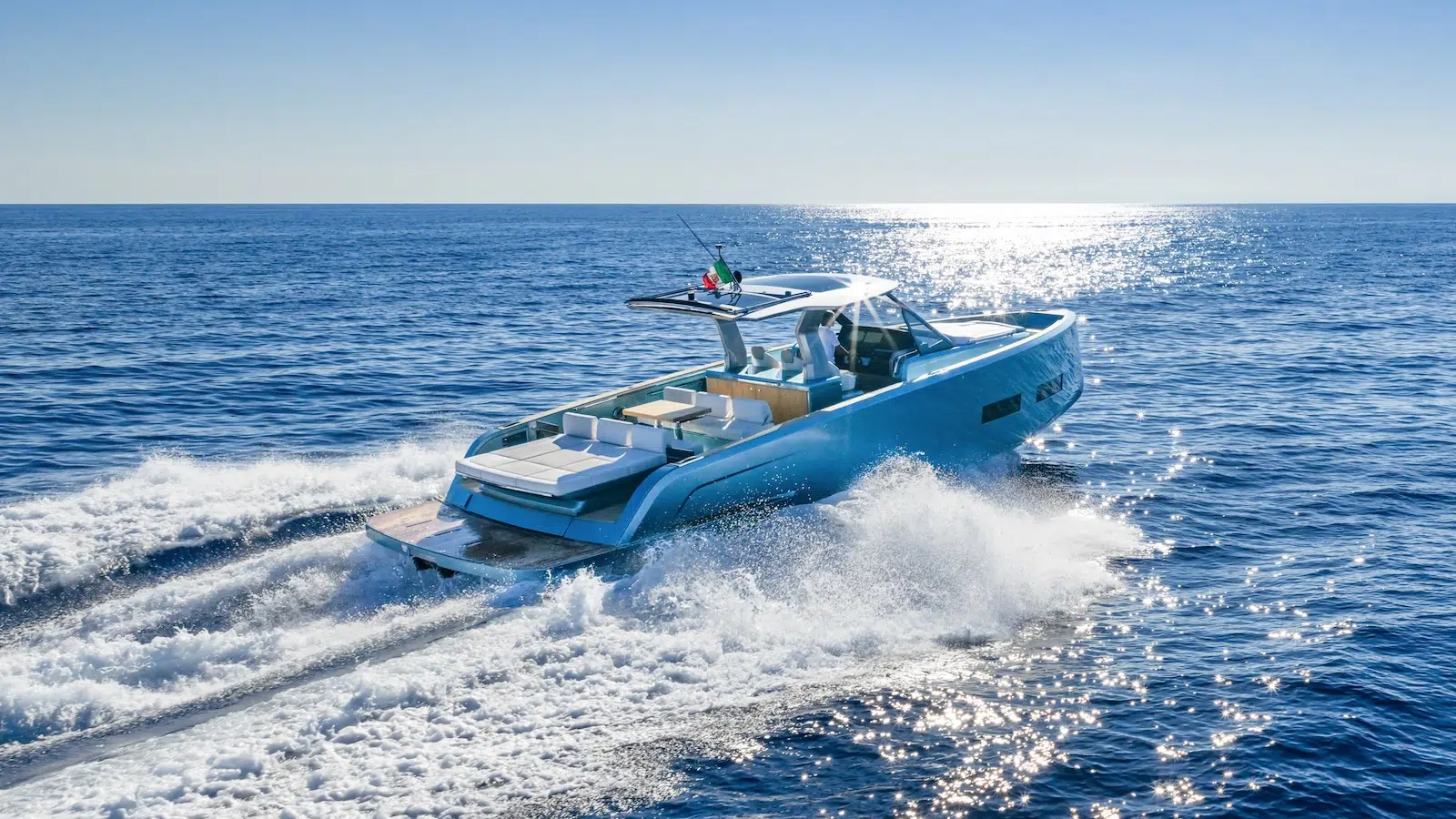 Pardo 43 running stern