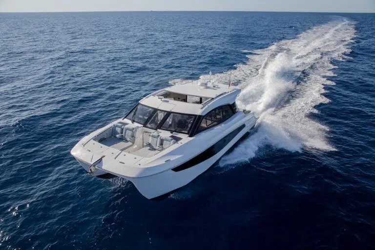 Aquila 42 Coupé photo