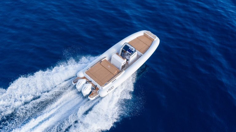 Halma RIB HR 30 outboard