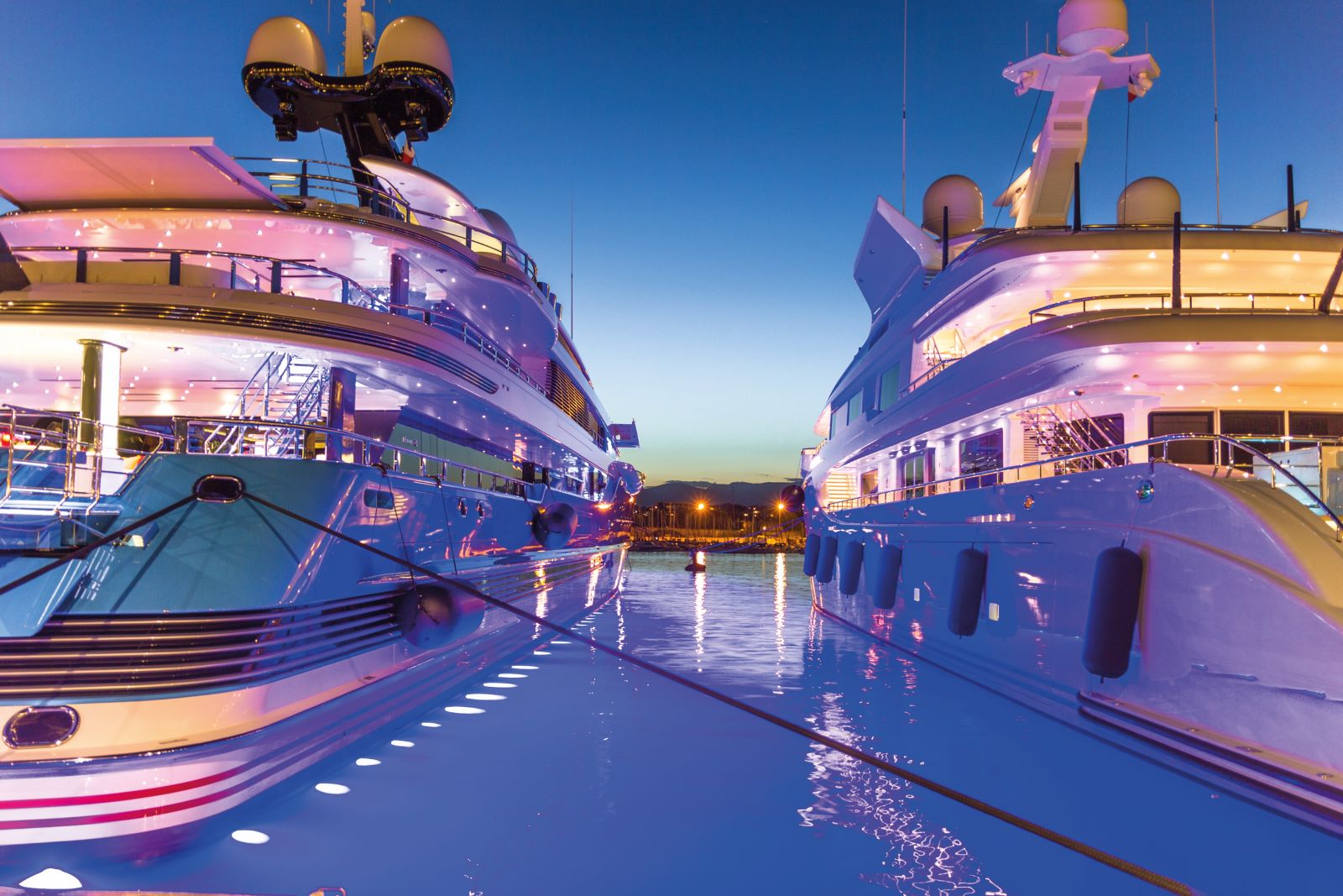 Napoli Boat Show Megayachten Napoli Boat Show Megayachten