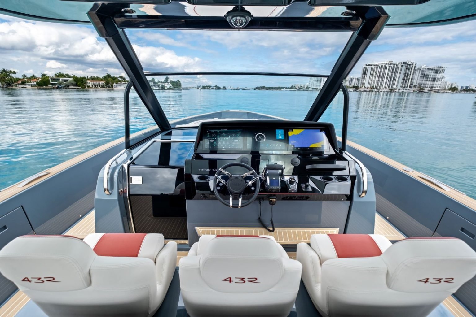 Pardo 43R: debut at the Miami International Boat Show 2026 | Yachting News